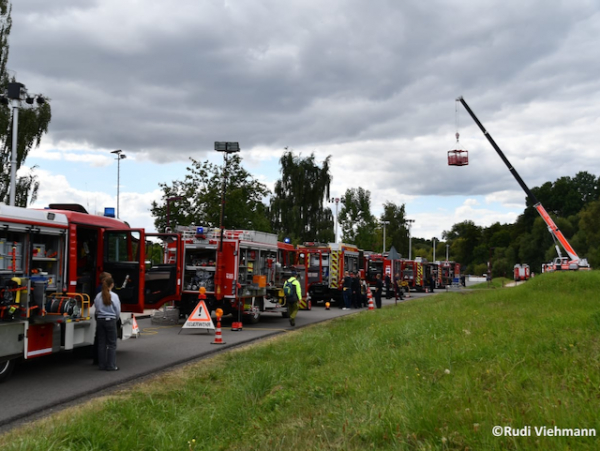 Blaulichtmeile der Feuerwehr Kaufungen