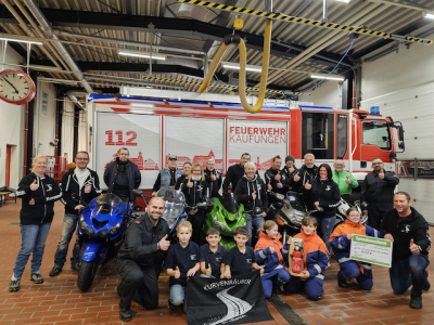 Spende der Kurvenräuber und Naturfreunde